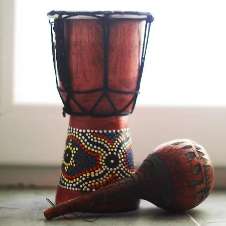 Giljana Ensuite Shared Terrace & Kitchen בית אירוח *